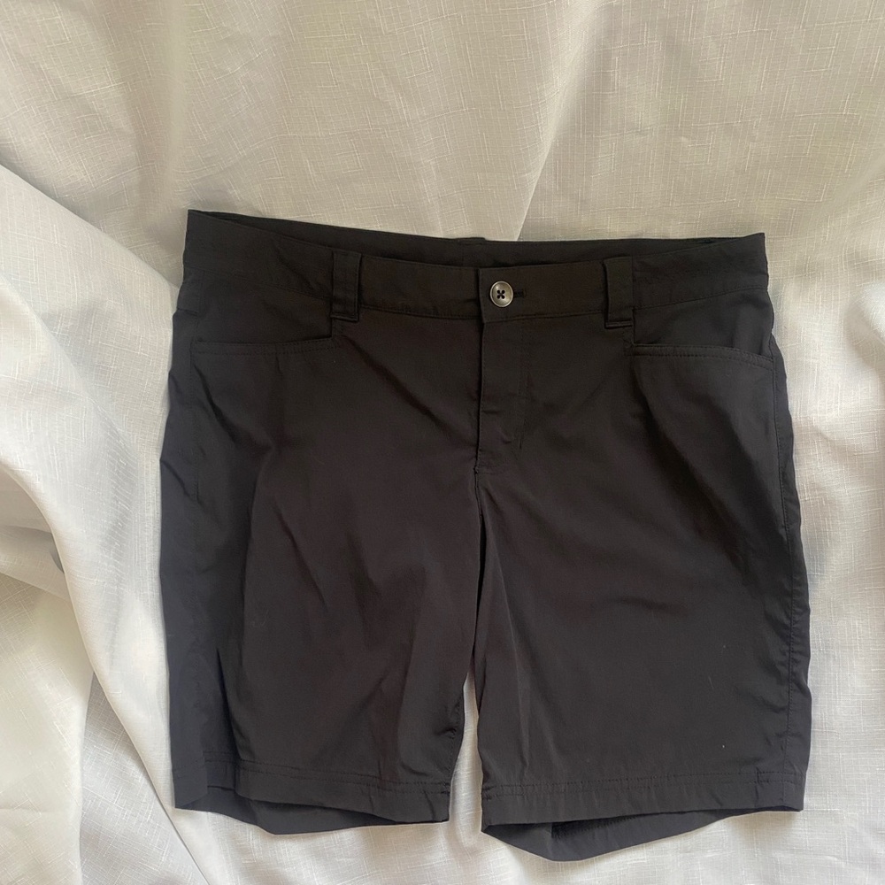 Women’s size 10 shorts